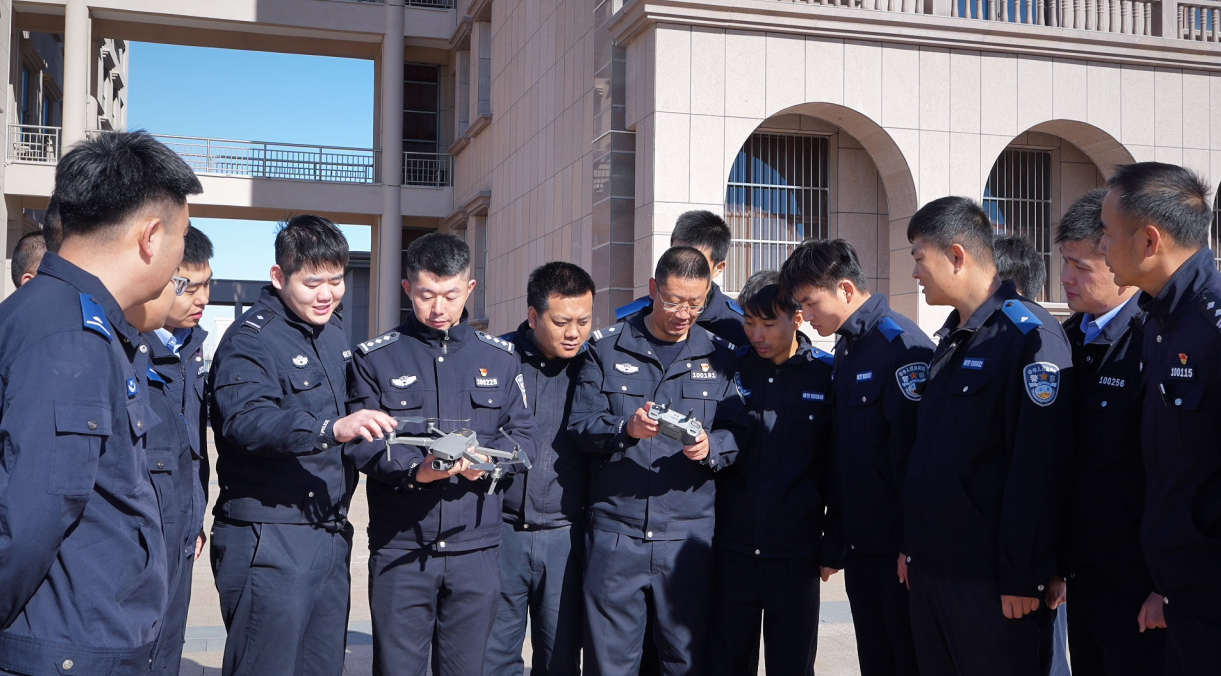 新疆兵團(tuán)十師公安：無(wú)人機(jī)應(yīng)用培訓(xùn)賦能智慧警務(wù)